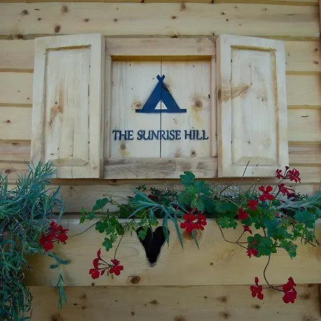 Camp The Sunrise Hill Camping Pivka
