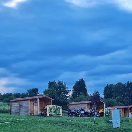 Camping Camp The Sunrise Hill Pivka