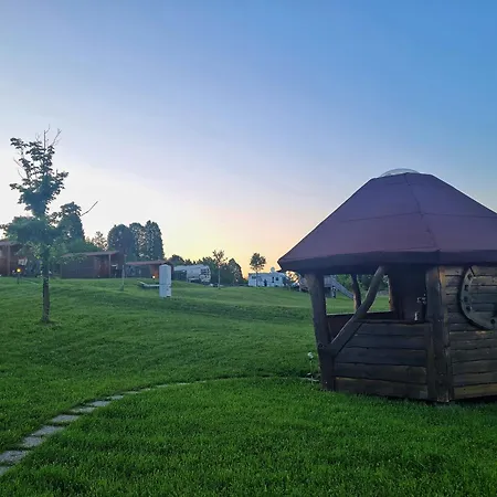 مكان تخييم Camp The Sunrise Hill *