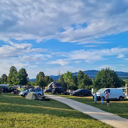 Camp The Sunrise Hill *