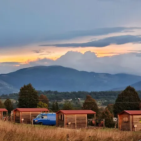 Camp The Sunrise Hill * Pivka