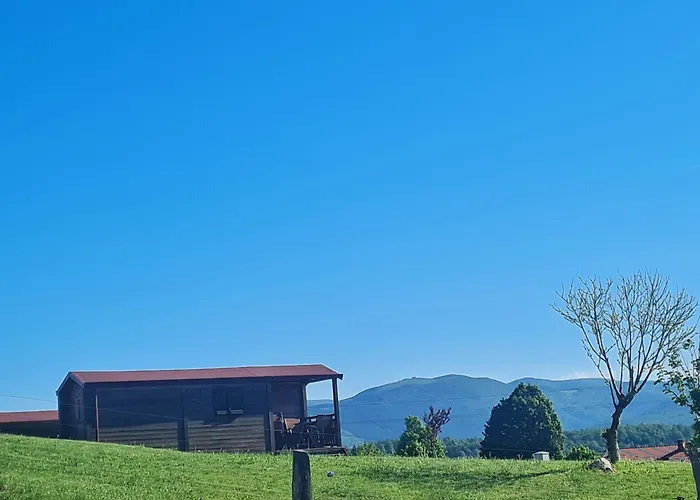 Camp The Sunrise Hill *