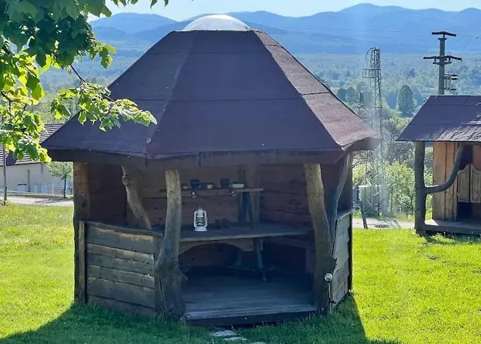 Camp The Sunrise Hill *