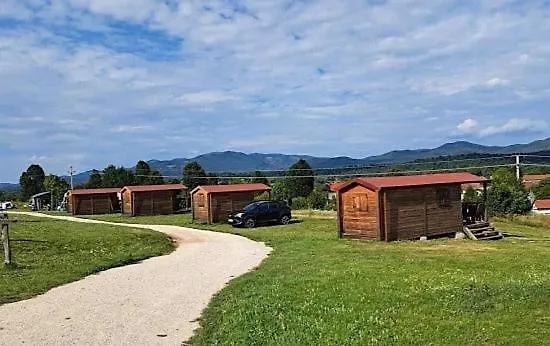 Camp The Sunrise Hill Camping